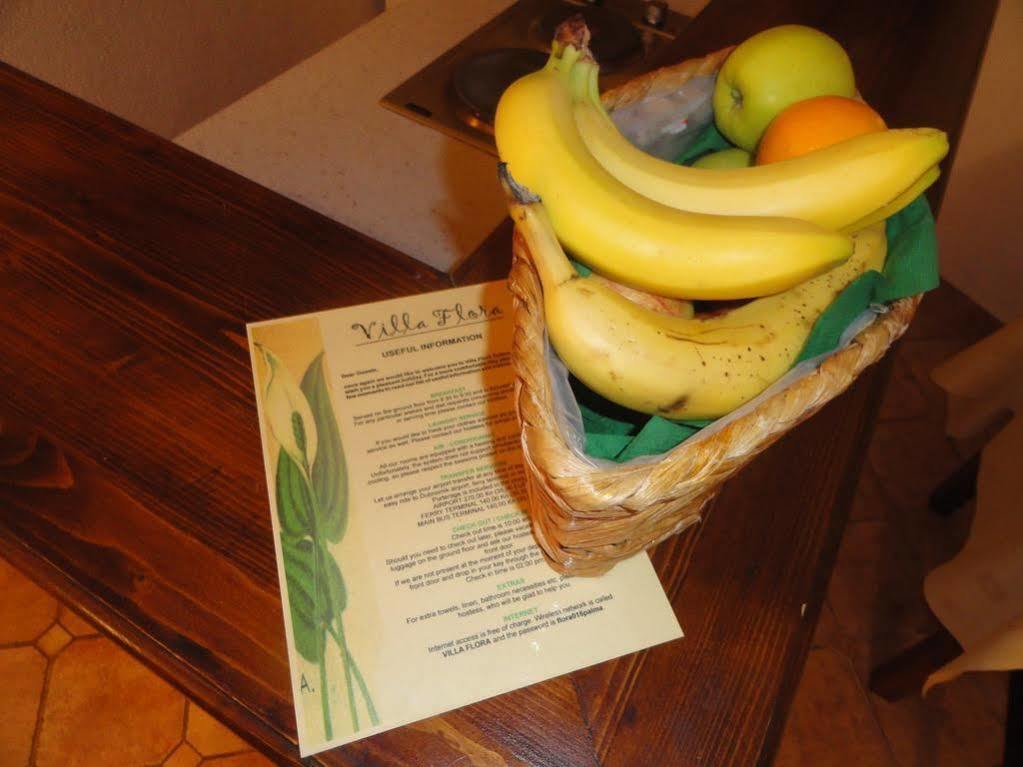 Bed & Breakfast Flora 4*