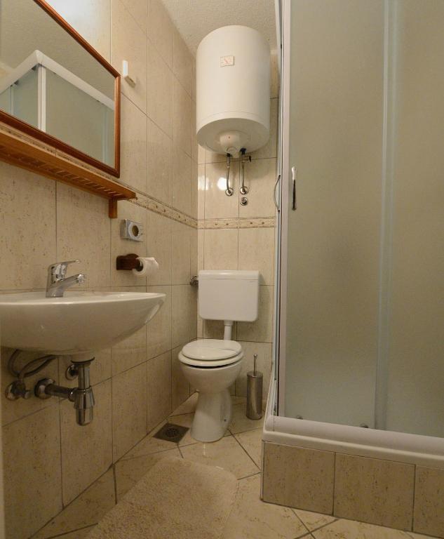 Bed & Breakfast Flora 4*